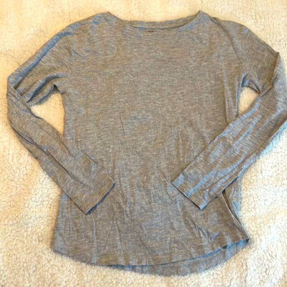 H & M Organic Cotton long sleeve Tee. G134